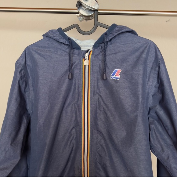 K-Way's Claude Unisex Short Jacket - Picture 2 of 9